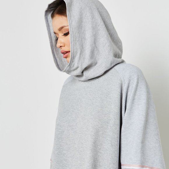 Under Armour Unstoppable Boxy Hooded Sweatshirt - Picture 2 of 12